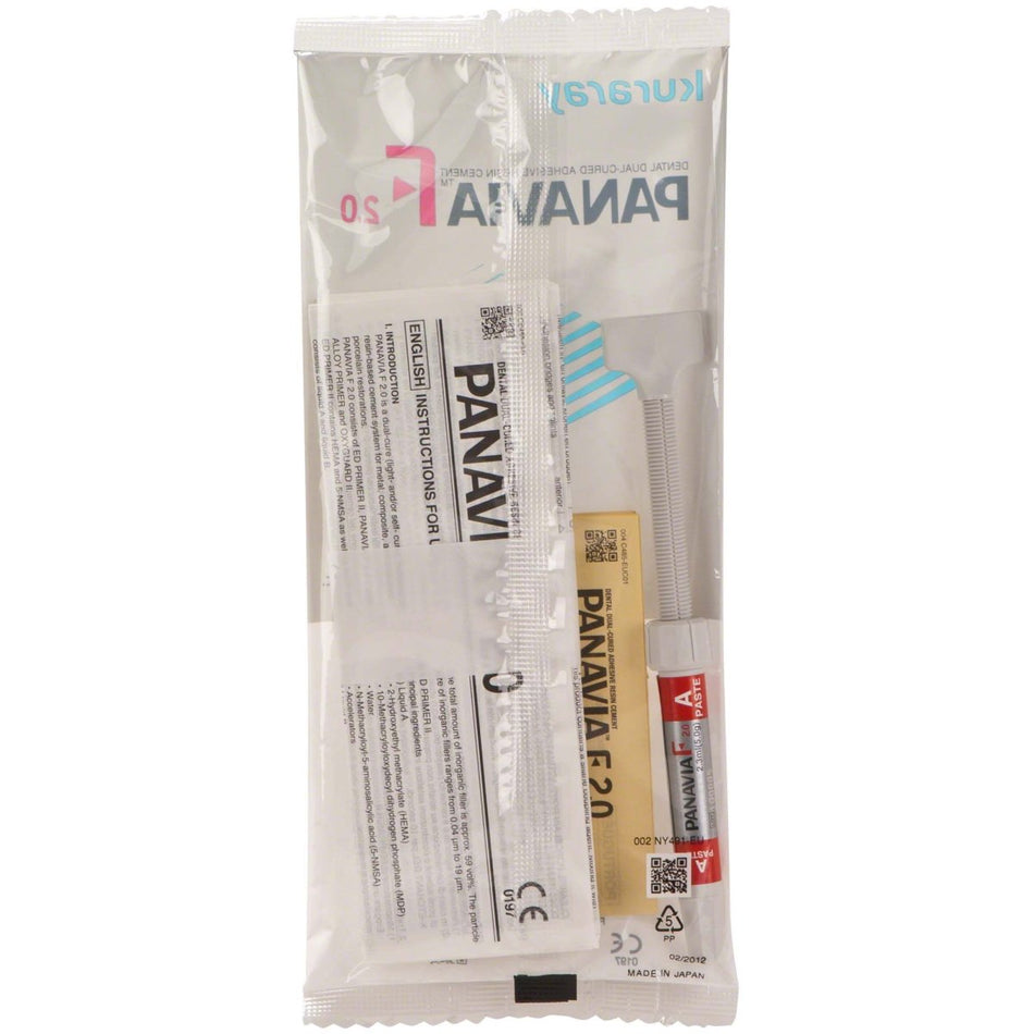 Panavia F 2.0 Paste A, catalyst, syringe of 5 g